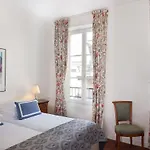 فندق دو لا بلاس دو لوفر - إسبريت دي فرنس 4*