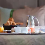 دو لا بلاس دو لوفر - إسبريت دي فرنس 4*