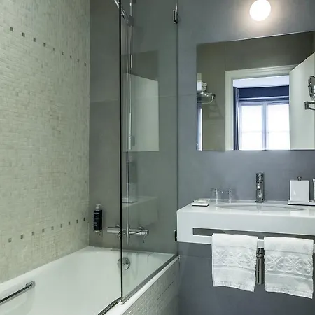 De La Place Du Louvre - Esprit De France Hotel 4*