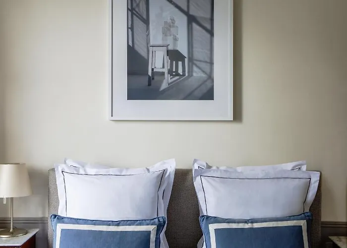 De La Place Du Louvre - Esprit De France מלון