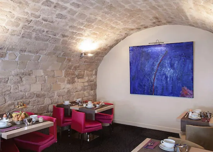 De La Place Du Louvre - Esprit De France 4* פריז