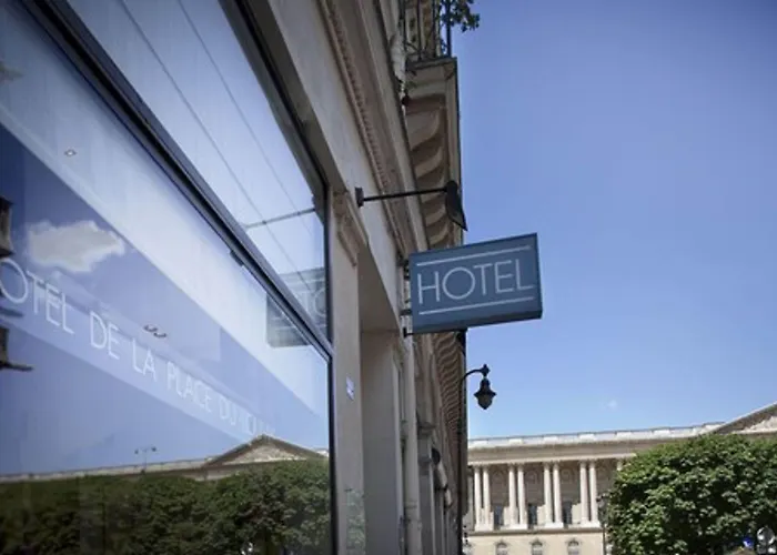 De La Place Du Louvre - Esprit De France
