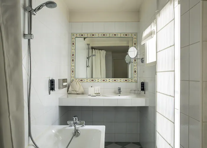 De La Place Du Louvre - Esprit De France מלון 4*