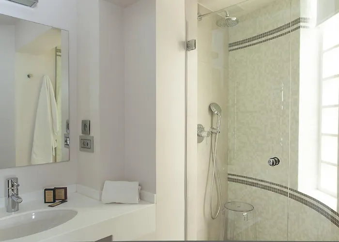 De La Place Du Louvre - Esprit De France מלון 4*