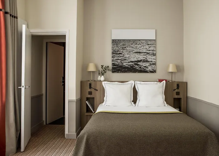 מלון De La Place Du Louvre - Esprit De France 4*