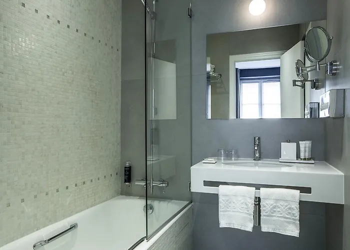 De La Place Du Louvre - Esprit De France מלון 4*