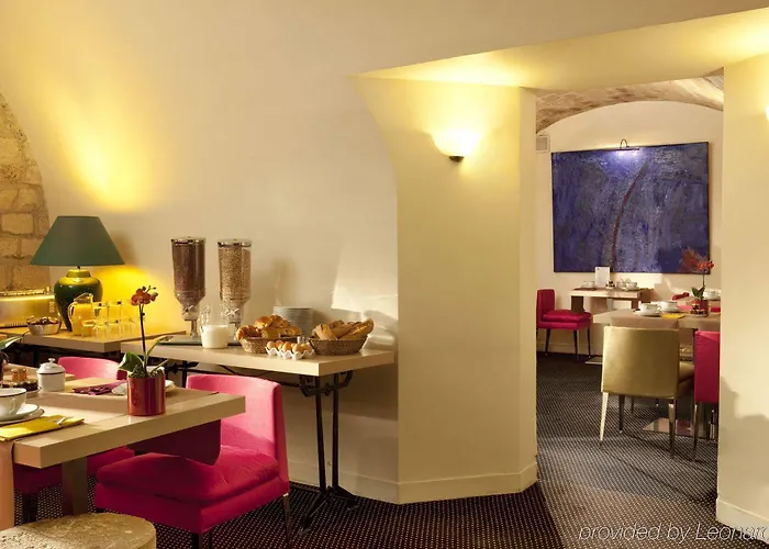 De La Place Du Louvre - Esprit De France 4*