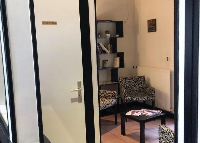 De La Place Du Louvre - Esprit De France 4* פריז