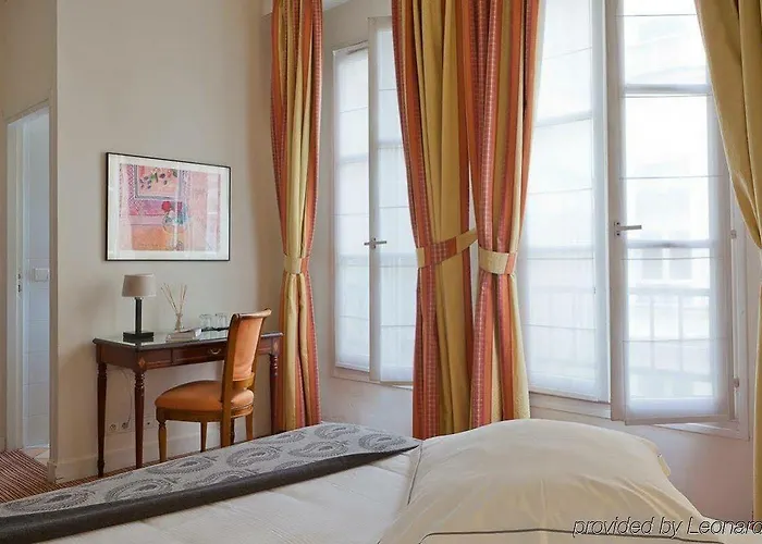 מלון De La Place Du Louvre - Esprit De France